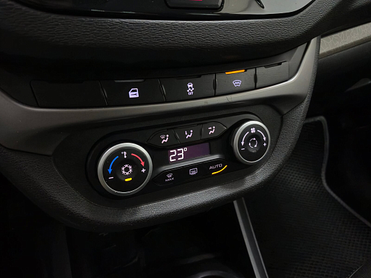 Lada (ВАЗ) Vesta Luxe Prestige (2018-2019), 2019 года, пробег 87964 км