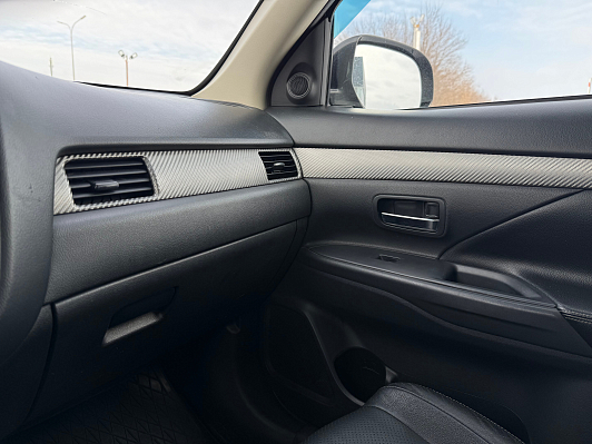 Mitsubishi Outlander Instyle, 2013 года, пробег 364136 км