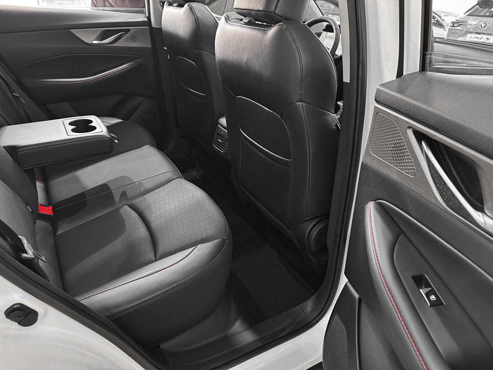 Changan CS35 Plus Tech, белый