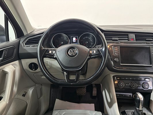 Volkswagen Tiguan CONNECT, 2017 года, пробег 167980 км