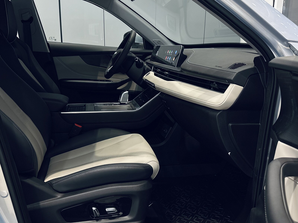 Chery Tiggo 4 MT Line, серебряный