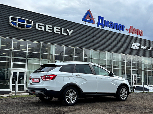 Lada (ВАЗ) Vesta Luxe, 2019 года, пробег 113000 км