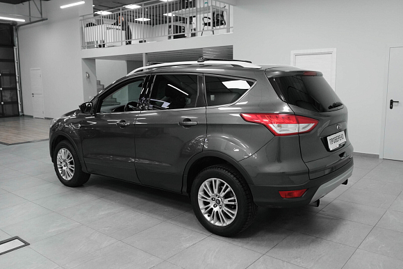 Ford Kuga Titanium, 2016 года, пробег 140792 км