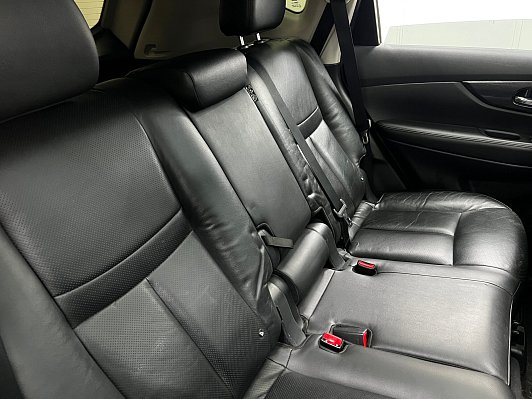Nissan X-Trail LE, 2016 года, пробег 79000 км
