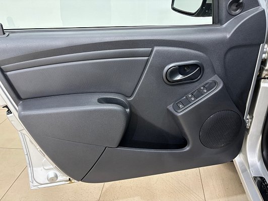 Lada (ВАЗ) Largus Comfort 5 мест Multimedia Winter, 2024 года, пробег 33400 км