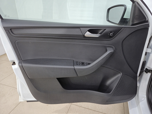 Volkswagen Polo Comfortline, 2020 года, пробег 91749 км