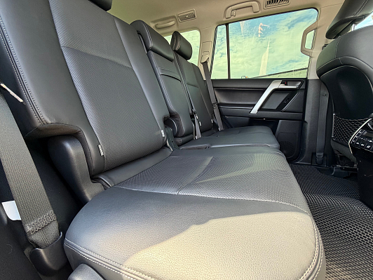 Toyota Land Cruiser Prado Престиж, 2020 года, пробег 85200 км