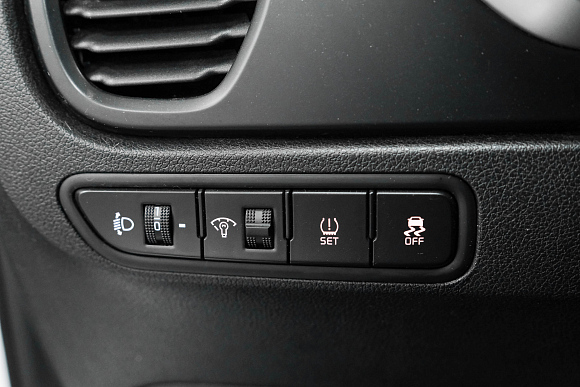 Kia Rio Style, 2021 года, пробег 70065 км