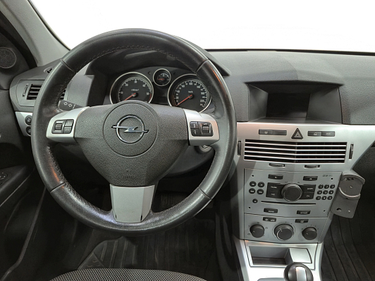 Opel Astra, 2009 года, пробег 104314 км