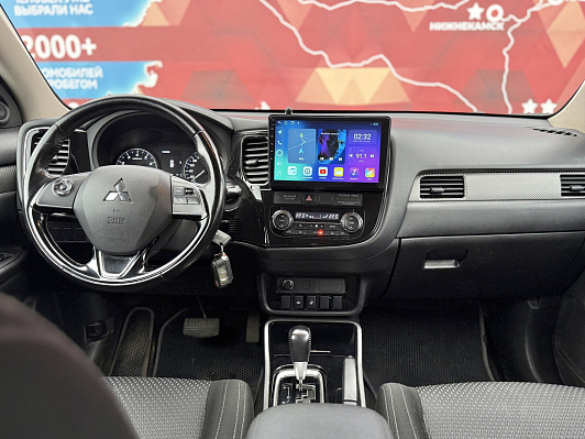 Mitsubishi Outlander Intense, 2018 года, пробег 172000 км