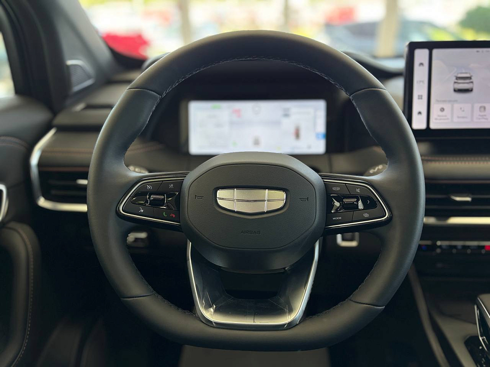 Geely Okavango Флагман, белый