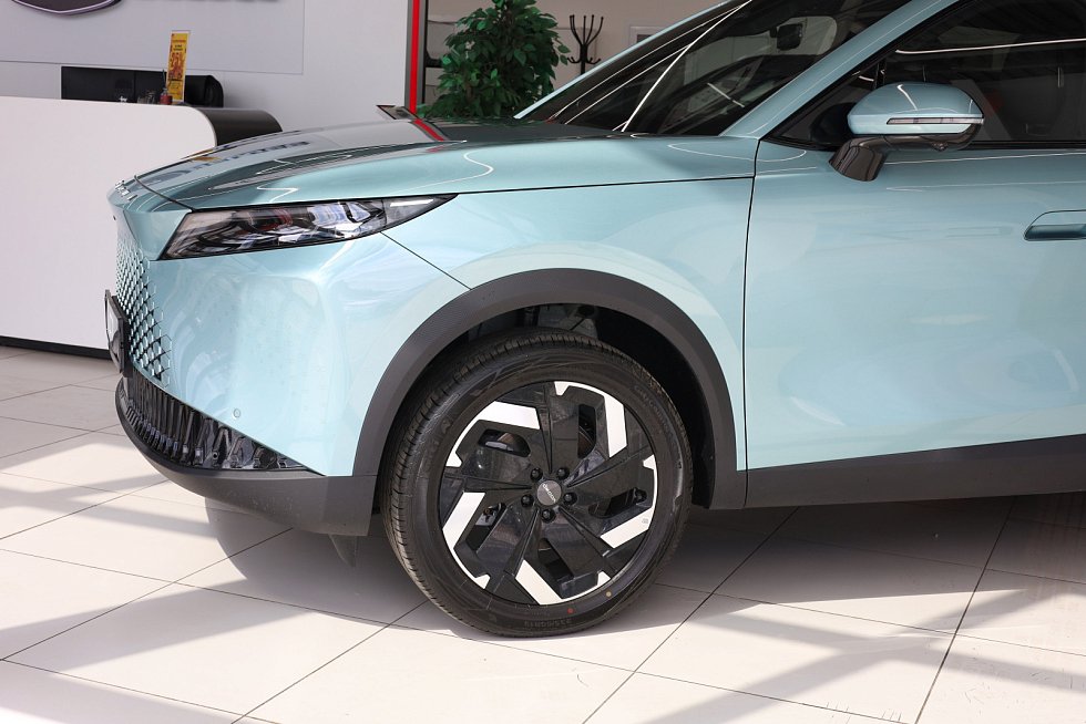 Omoda C7 Актив, зеленый