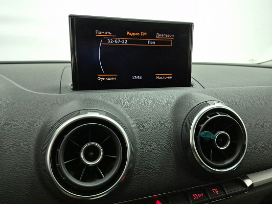 Audi A3 Attraction, 2014 года, пробег 133269 км