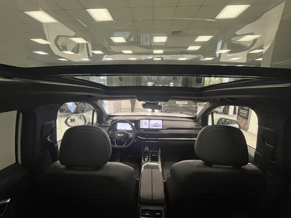 Geely Okavango Flagship, белый