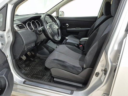 Nissan Tiida Elegance, 2010 года, пробег 284604 км