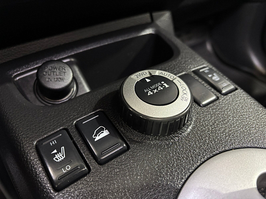 Nissan X-Trail SE, 2008 года, пробег 262993 км