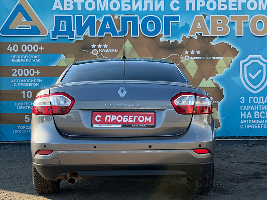 Renault Fluence Expression, 2013 года, пробег 177500 км