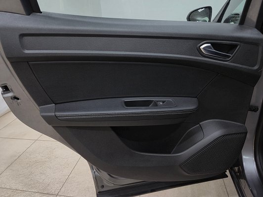 Renault Arkana Style, 2019 года, пробег 107856 км