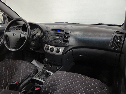 Hyundai Elantra, 2008 года, пробег 324924 км