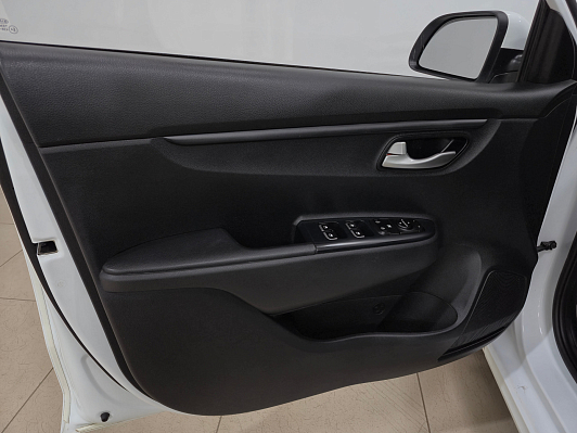 Kia Rio Luxe, 2020 года, пробег 133231 км