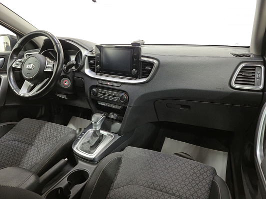 Kia XCeed Luxe, 2020 года, пробег 133230 км
