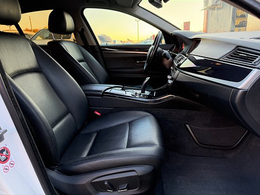 BMW 5 серии, 2016 года, пробег 174049 км