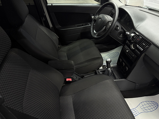 Lada (ВАЗ) Priora Норма 21723-32-054, 2013 года, пробег 200000 км
