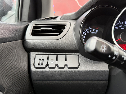 Kia Rio, 2012 года, пробег 123965 км