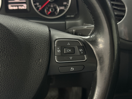 Volkswagen Tiguan Avenue, 2013 года, пробег 185462 км