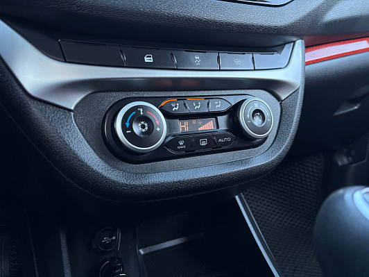 Lada (ВАЗ) Vesta Comfort (2019), 2019 года, пробег 96000 км