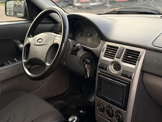 Lada (ВАЗ) Priora Люкс, 2010 года, пробег 236392 км