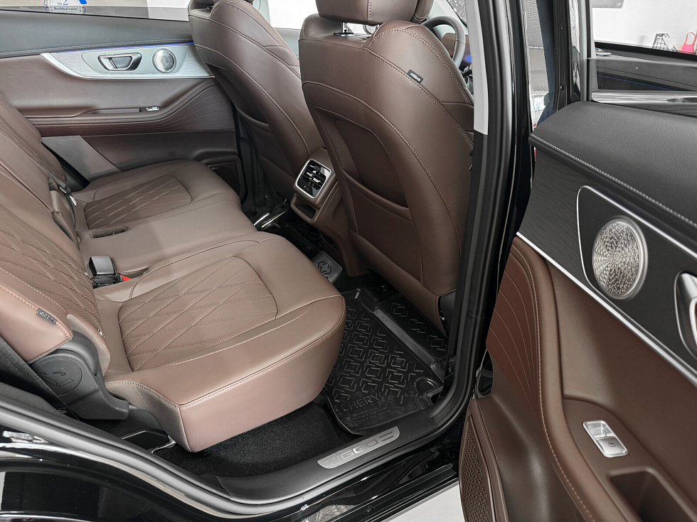 Chery Tiggo 8 Pro Max Ultimate 4WD, черный