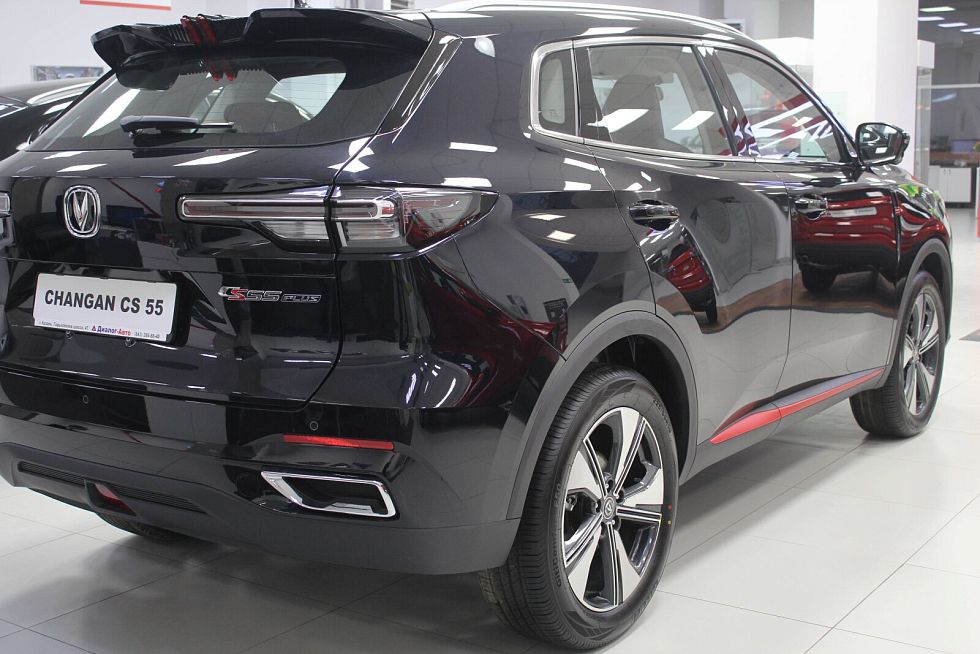 Changan UNI-S (CS55 Plus) Comfort, черный