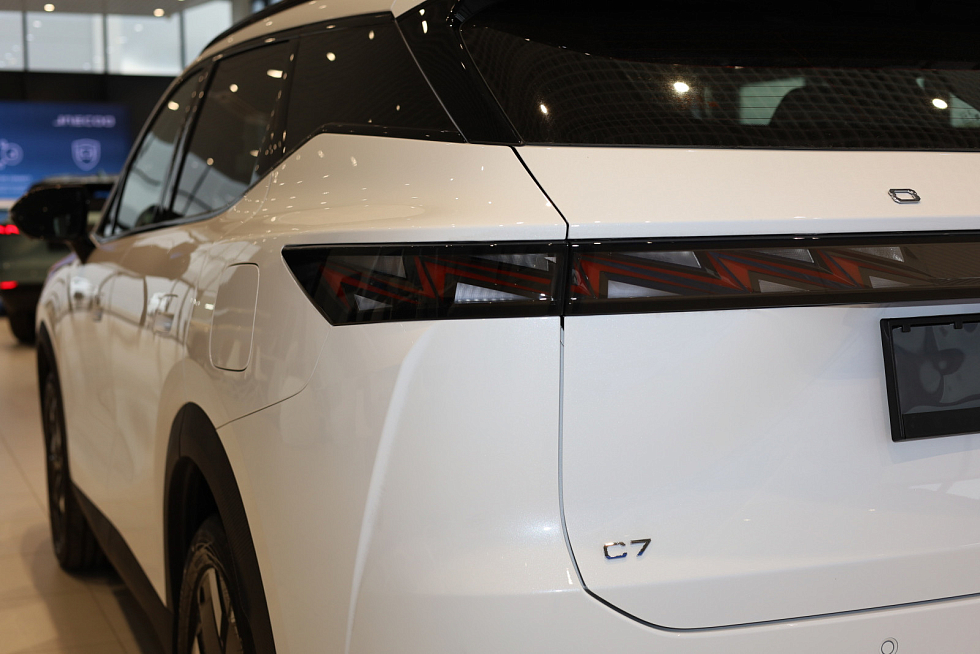 Omoda C7 Драйв, белый
