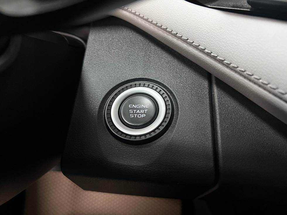 Geely Atlas Flagship, белый