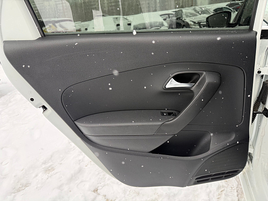 Volkswagen Polo Drive, 2018 года, пробег 135510 км