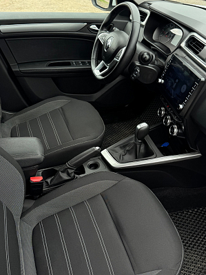 Renault Arkana Drive, 2021 года, пробег 50454 км