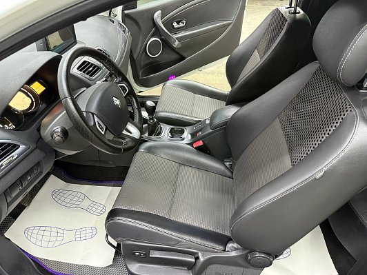 Renault Megane Dynamique, 2012 года, пробег 154653 км
