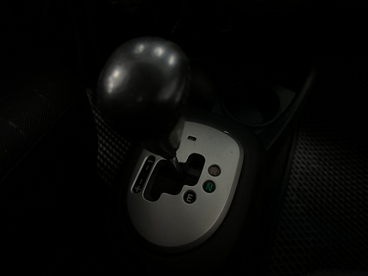 Toyota Yaris, 2006 года, пробег 174440 км