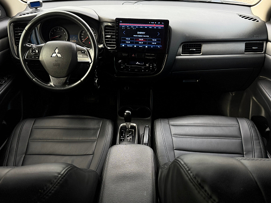 Mitsubishi Outlander Inform, 2013 года, пробег 252500 км
