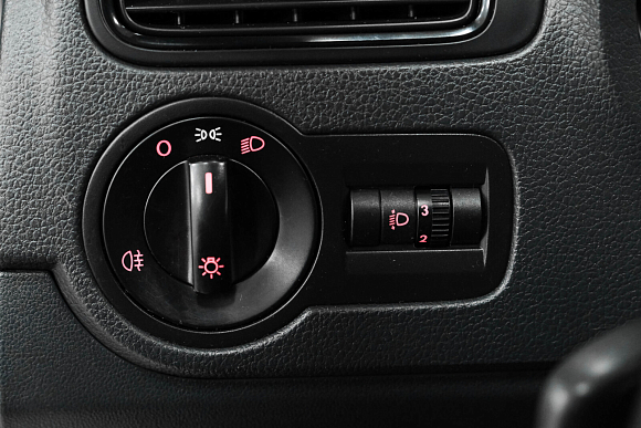 Volkswagen Polo Trendline, 2019 года, пробег 112336 км