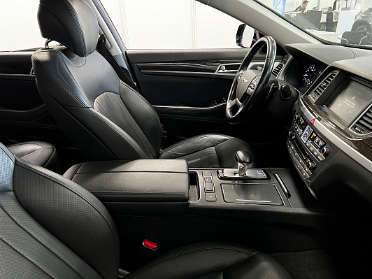Genesis G80 Business, 2018 года, пробег 137935 км