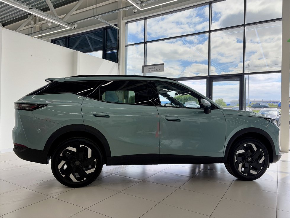 Omoda C7 Драйв, зеленый