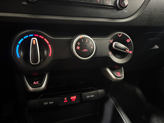 Kia Rio Comfort, 2017 года, пробег 95347 км