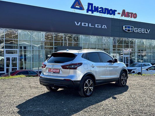 Nissan Qashqai LE, 2021 года, пробег 120560 км