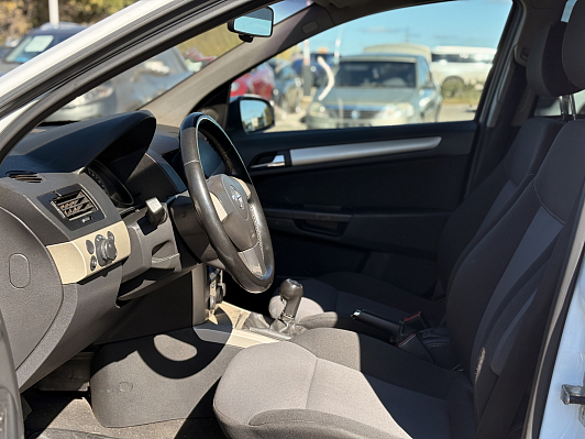 Opel Astra, 2008 года, пробег 234583 км