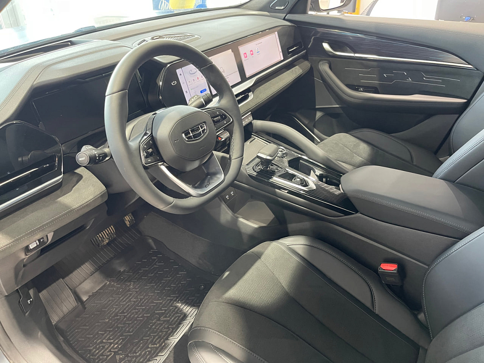 Geely Monjaro Exclusive (2023-2025), серый