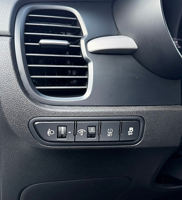 Kia Rio Luxe, 2017 года, пробег 103900 км