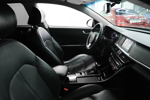 Kia Optima Luxe, 2018 года, пробег 171796 км