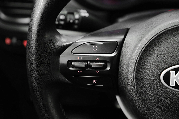 Kia Rio, 2018 года, пробег 130000 км